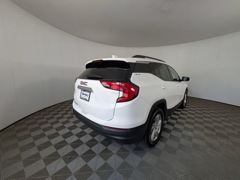 Used 2020 GMC Terrain SLE w/ Driver Convenience Package FWD image 3