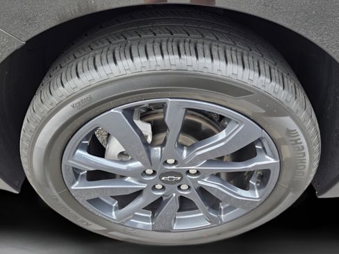 Certified 2024 Chevrolet Equinox RS w/ RS Leather Package FWD image 9