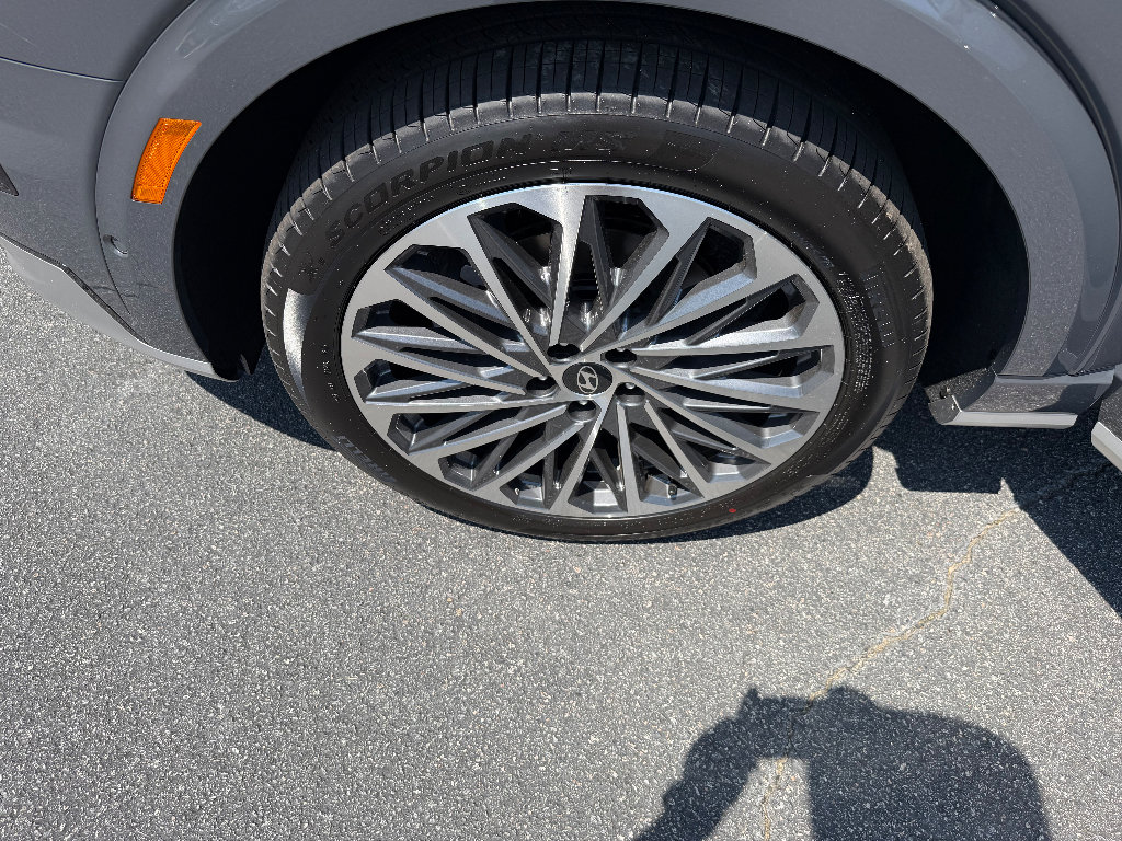 New 2027 Hyundai Palisade Calligraphy FWD image 11