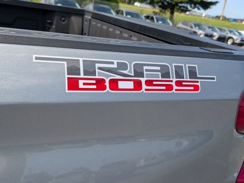 Used 2024 Chevrolet Silverado 1500 Custom Trail Boss AWD/4WD image 7