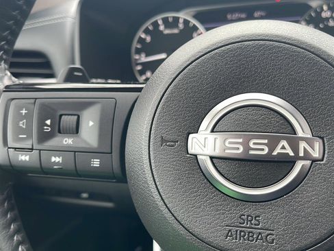 Used 2022 Nissan Rogue SV w/ SV Premium Package AWD/4WD image 24