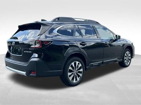 Used 2024 Subaru Outback Limited AWD/4WD image 5