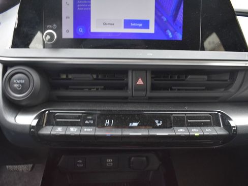 Used 2023 Toyota Prius LE image 17