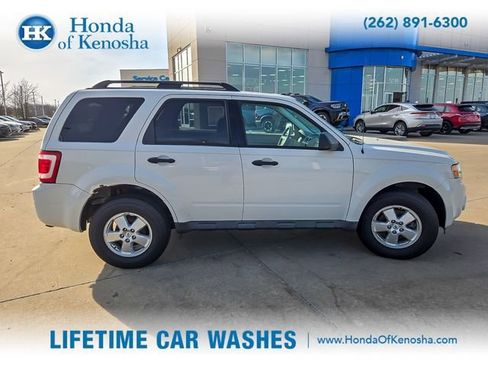 Used 2009 Ford Escape XLT AWD/4WD image 6