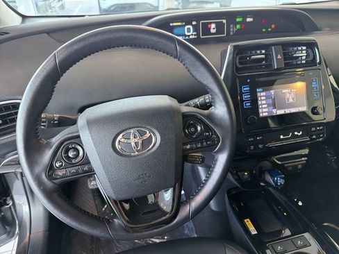 Used 2019 Toyota Prius XLE w/ Advanced Technology Package image 17