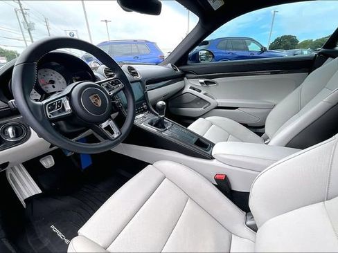 Used 2025 Porsche 718 Cayman S RWD image 7
