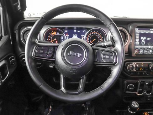 Used 2022 Jeep Wrangler Unlimited Sport image 29