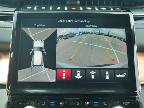 Used 2023 Jeep Grand Cherokee Summit AWD/4WD image 29