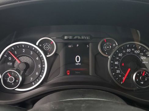 New 2026 RAM 1500 4x4 Crew Cab image 31