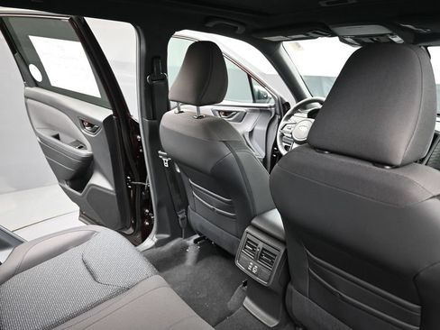 New 2026 Subaru Forester Premium AWD/4WD image 15
