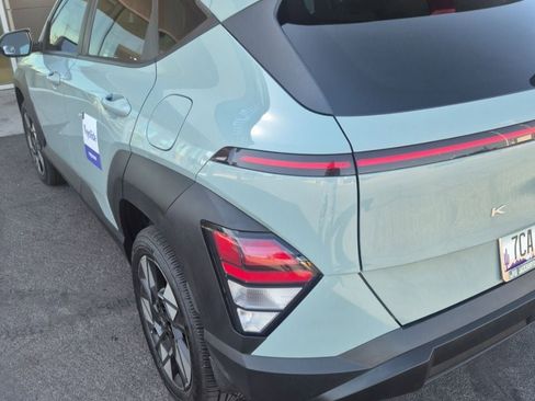 Used 2025 Hyundai Kona SEL image 5