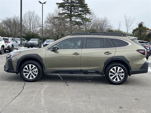 Certified 2025 Subaru Outback Premium w/ Popular Package #1A image 31