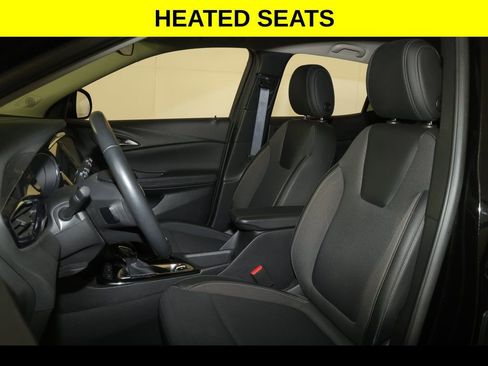 Used 2022 Buick Encore GX Preferred w/ Cold Weather Comfort Package image 3