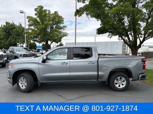 Used 2023 Chevrolet Silverado 1500 LT w/ Leather Package AWD/4WD image 3