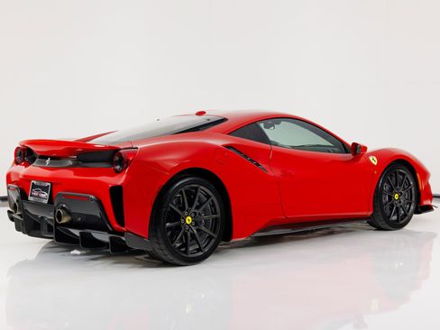 Used 2019 Ferrari 488 Pista image 3