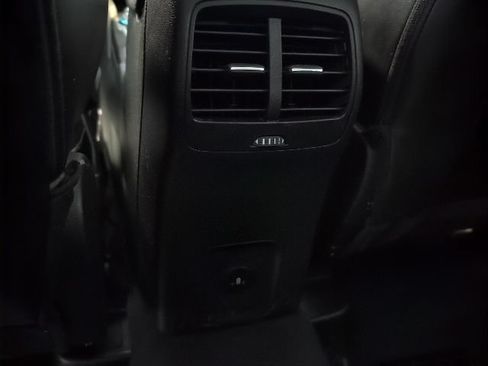 Certified 2023 Ford Escape Platinum AWD/4WD image 28