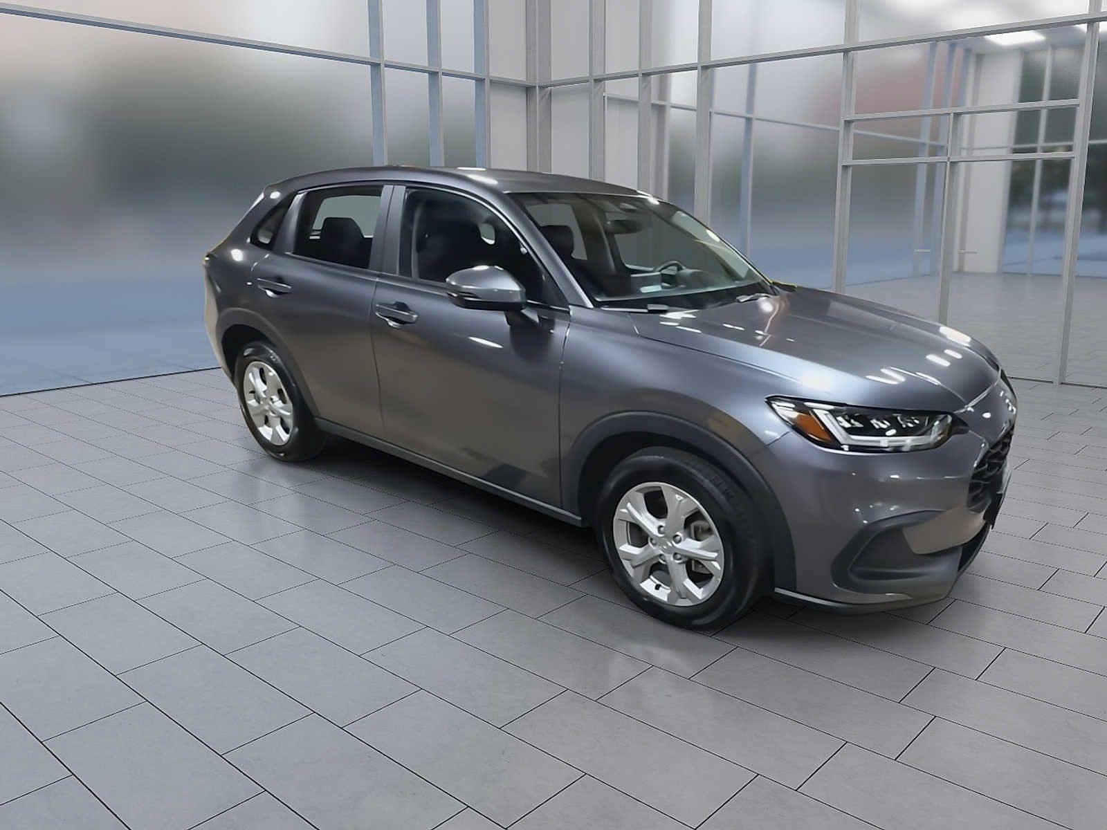 Used 2023 Honda HR-V LX image 9