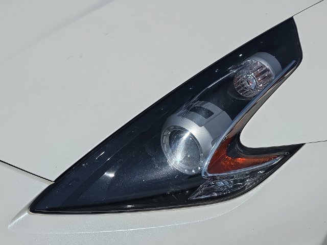 Used 2020 Nissan 370Z Coupe RWD image 29