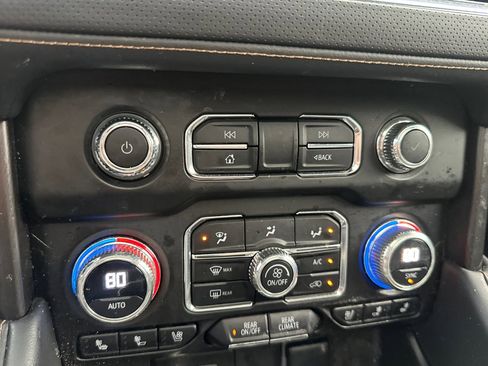 Used 2023 GMC Yukon XL AT4 w/ AT4 Premium Package image 26