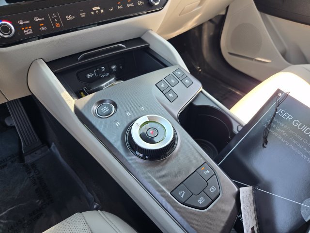 New 2027 Kia Sportage SX Prestige AWD/4WD image 18