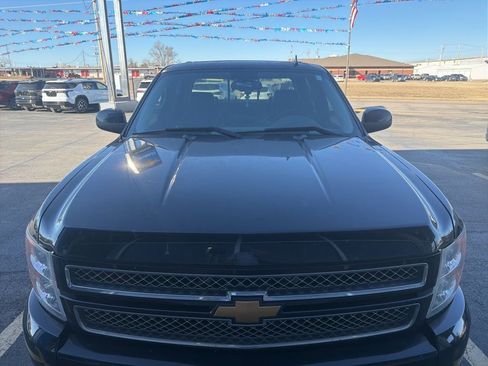 Used 2013 Chevrolet Silverado 1500 LTZ w/ LTZ Plus Package image 2