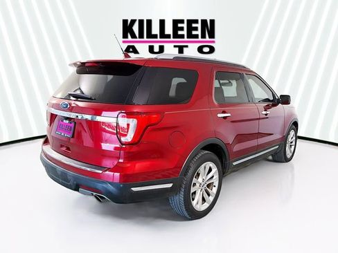 Used 2018 Ford Explorer Limited image 7