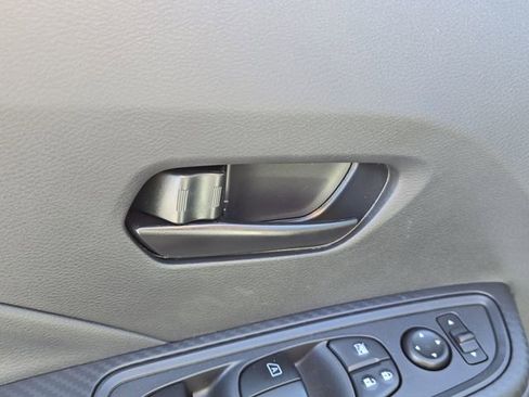 New 2025 Nissan Versa S w/ Trunk Package FWD image 20