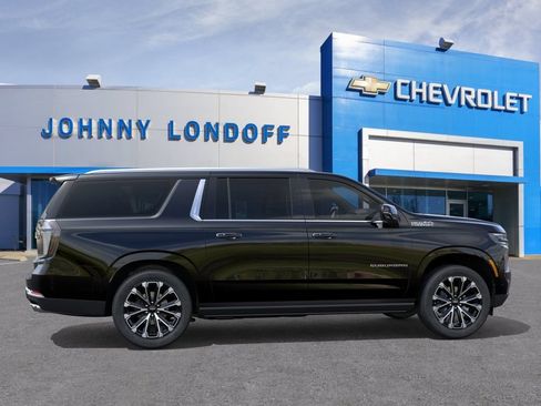 New 2026 Chevrolet Suburban High Country AWD/4WD image 5