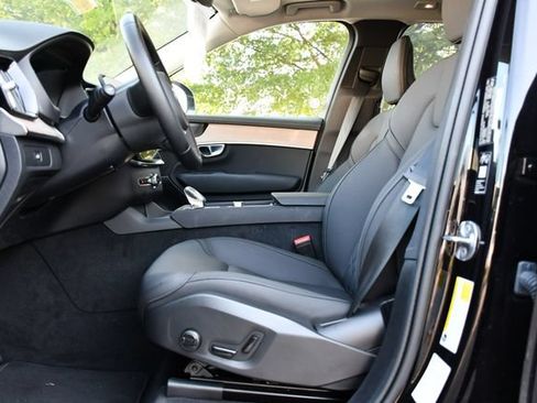 Used 2026 Volvo XC90 B6 Plus AWD/4WD image 13