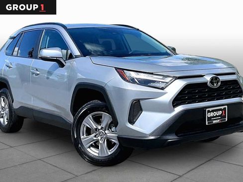 Used 2024 Toyota RAV4 XLE w/ Convenience Package AWD/4WD image 3
