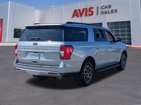 Used 2024 Ford Expedition Max XLT image 6