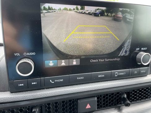 Used 2025 Honda CR-V LX image 22
