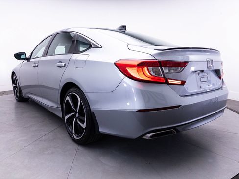 Used 2022 Honda Accord Sport image 12