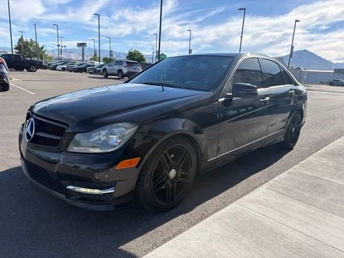 Used 2012 Mercedes-Benz C 300 4MATIC Sedan image 3