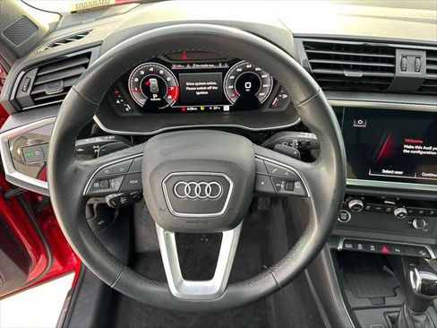 Used 2024 Audi Q3 2.0T Premium Plus image 23