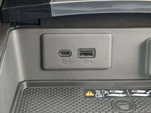 New 2025 Buick Envision Sport Touring image 22