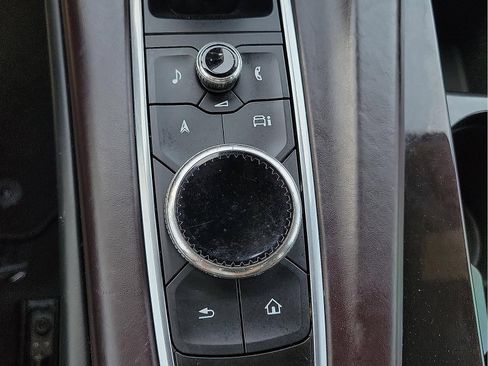 Used 2022 Cadillac Escalade ESV Premium Luxury Platinum image 15