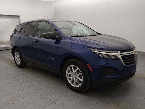 Used 2022 Chevrolet Equinox LS w/ LS Convenience Package image 11