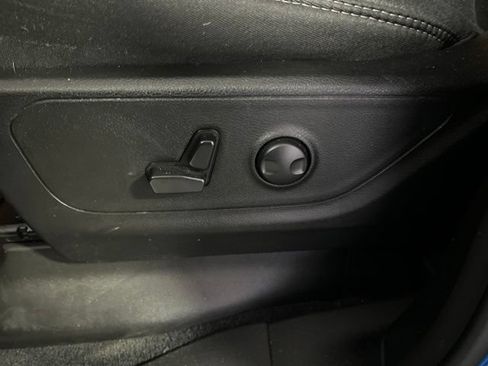 Used 2025 RAM 1500 Big Horn AWD/4WD image 15