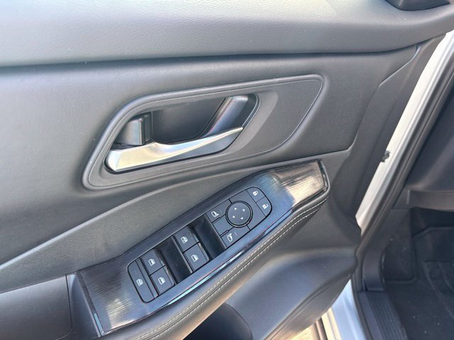 Used 2024 Nissan Rogue SV FWD image 14