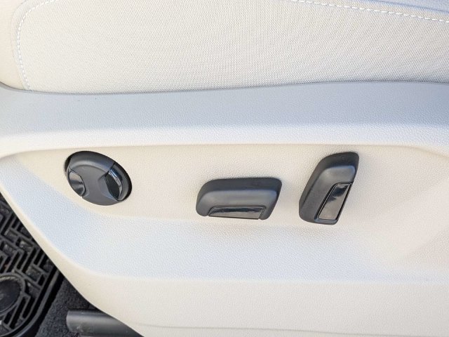 New 2026 Volkswagen Atlas SE FWD image 21