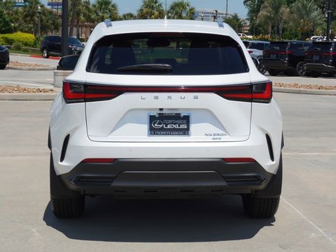 Used 2025 Lexus NX 350h AWD w/ Accessory Package (2T) image 7