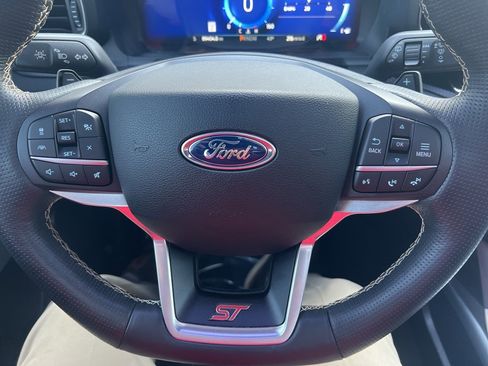 Used 2020 Ford Explorer ST w/ Premium Technology Package image 27