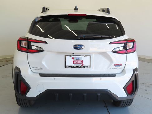Used 2025 Subaru Crosstrek 2.5i Limited w/ Crosstrek Mirror Package image 6