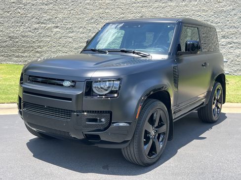 Certified 2023 Land Rover Defender 90 V8 AWD/4WD image 1
