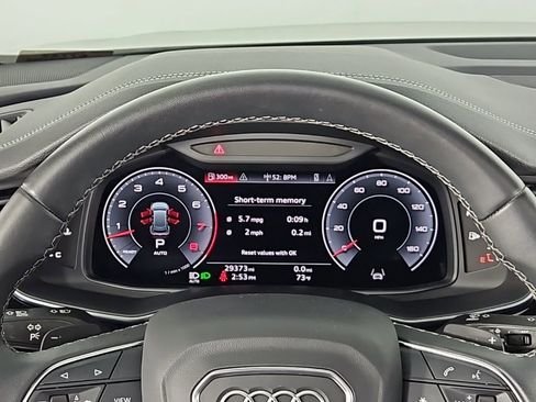 Used 2023 Audi Q8 Premium Plus w/ Premium Plus Package image 28