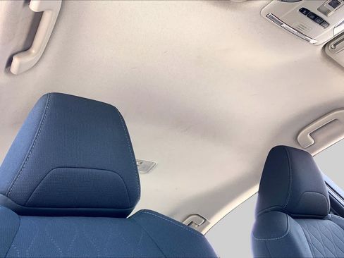 Used 2021 Toyota Corolla LE FWD image 14