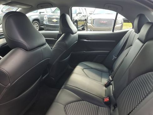 Used 2024 Toyota Camry SE FWD image 8