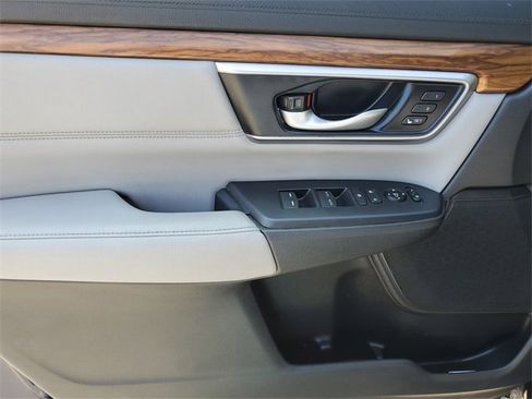 Used 2021 Honda CR-V Touring image 20
