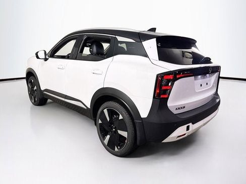New 2026 Nissan Kicks SR w/ SR Premium Package image 7